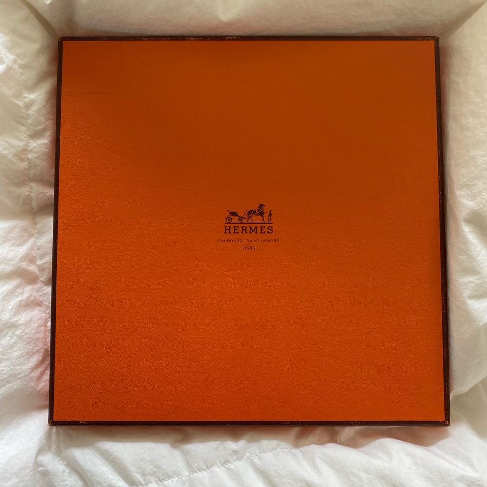 Hermès Signature Orange Scarf Box